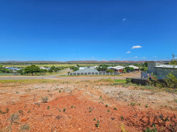 2 Spinifex Drive, Mount Isa  QLD  4825